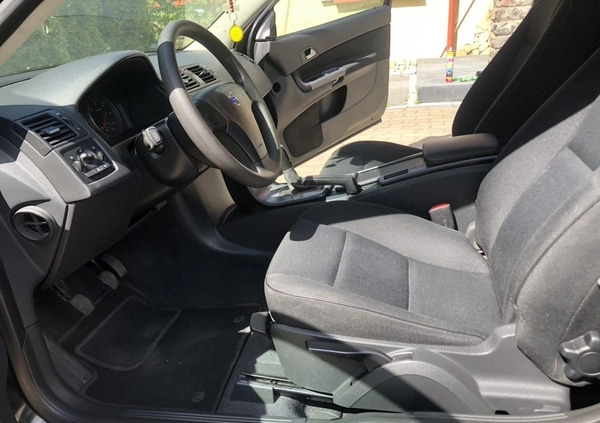 Volvo C30 cena 20500 przebieg: 240000, rok produkcji 2011 z Torzym małe 172
